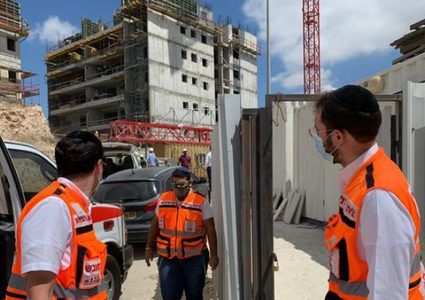 مصرع عامل سقط من علو في ورشة بناء بقرية يافة الناصرة