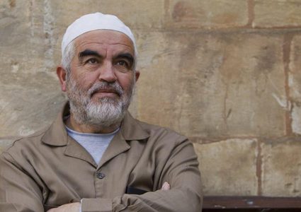 الشيخ رائد صلاح يعود إلى سجون الاحتلال اليوم