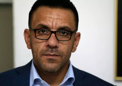 الاحتلال يقرر منع محافظ القدس من دخول الضفة لـ 6 أشهر أخرى