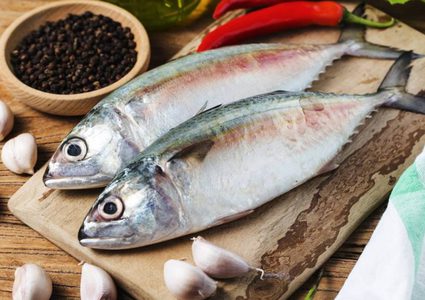 تفسير رؤية السمك النيء في المنام