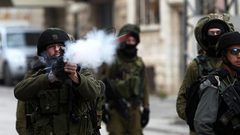 طولكرم: اصابة العشرات بحالات اختناق خلال مواجهات مع الاحتلال