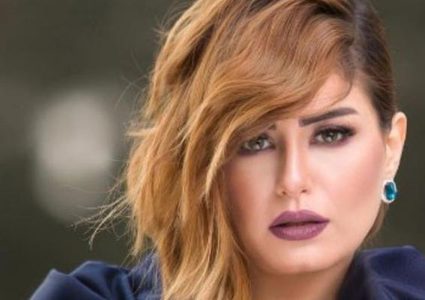 منة فضالي توجه رسالة غامضة