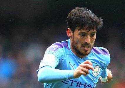 اللاعب دافيد سيلفا يعود إلى الدوري الإسباني