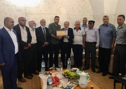 "هيئة شؤون الأسرى" ومحافظة جنين تكرمان 3 أسرى محررين