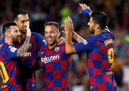 تصريح مثير لإيتو بشأن برشلونة ورحيل ميسي