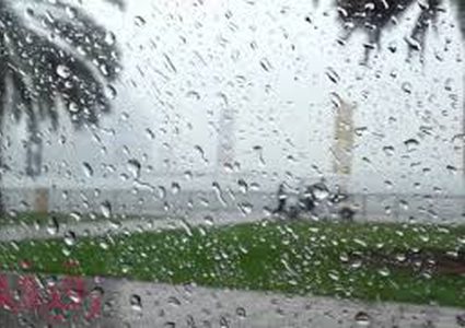 ما تفسير حلم المطر الخفيف في المنام؟