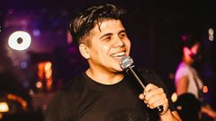 عمر كمال يكشف عن مهنته قبل الشهرة