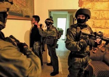 قوات الاحتلال تعتقل مواطنا من مدينة أريحا