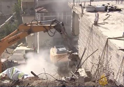 عائلة مقدسية ترفض قرار الاحتلال بهدم منزلها ذاتياً