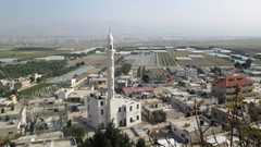 أكثر من 130حالة إصابة بكورونا في قرية الزبيدات بالأغوار