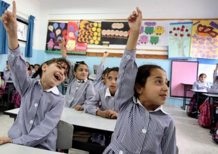 التربية: عدد الطلاب في كل صف سيتراوح ما بين 20 –25 طالبا فقط