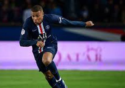 مبابي: جاهز لكتابة التاريخ مع باريس سان جيرمان