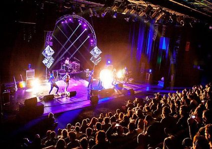 جامعة تنظم حفلات موسيقية لمعرفة طرق تفشي كورونا بالتجمعات