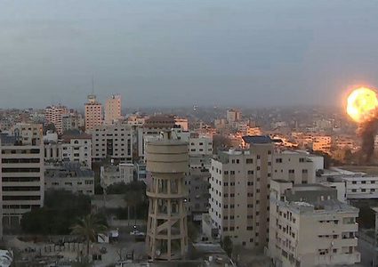 الوسطاء يبذلون جهود لاحتواء التصعيد في غزة دون نتائج