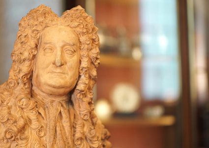 المتحف البريطاني يزيل تمثال هانز سلون بسبب "العبودية"