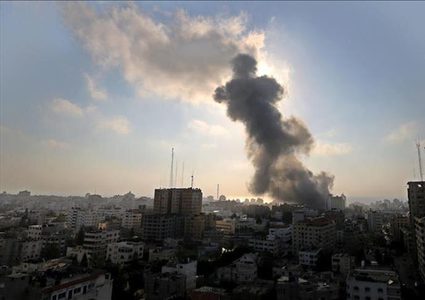 قصف جوي ومدفعي على مواقع شرق رفح دون وقوع اصابات