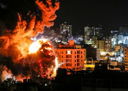 4 شهداء في انفجار في حي الشجاعية شرق غزة