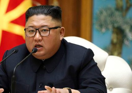 ظهور زعيم كوريا الشمالية بعد إشاعة "الغيبوبة" في اجتماع طارئ