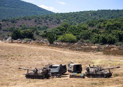 محلل إسرائيلي: غارات اليوم بمثابة بطاقة حمراء ساطعة لحزب الله