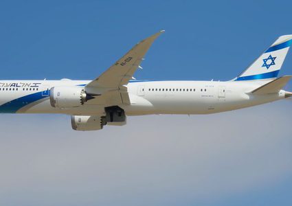 انطلاق أول رحلة تجارية مباشرة بين "تل أبيب" و أبوظبي