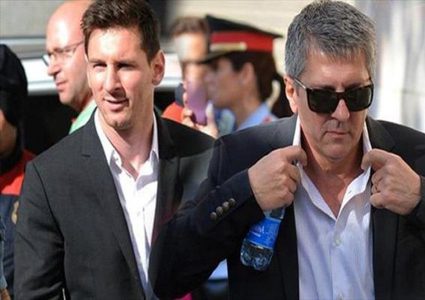 والد ميسي يجتمع بمسؤولي مانشستر سيتي