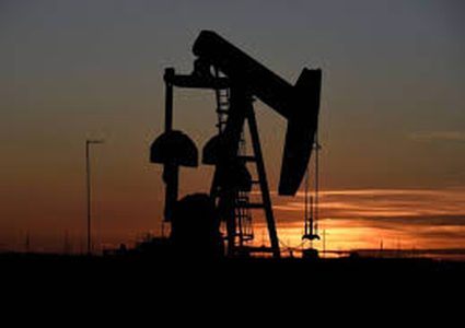 معهد البترول: هبوط أكبر من المتوقع في مخزونات النفط