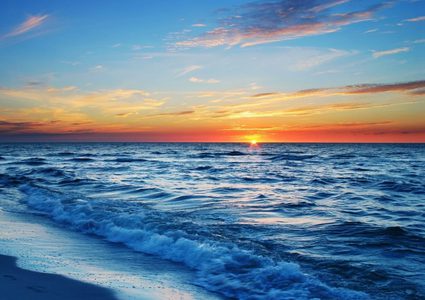 تفسير رؤية البحر الهادئ في المنام