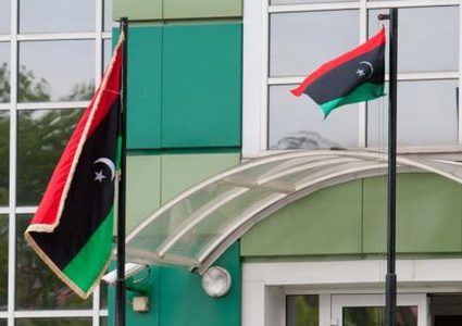 محتجون يهاجمون سفارة ليبيا في بيلاروس