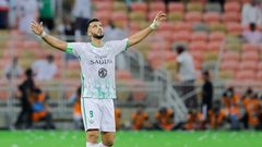 عمر السومة يطلب الرحيل عن أهلي جدة السعودي