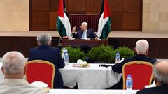 اللجنة التنفيذية ترفض كل أشكال التطبيع مع الاحتلال