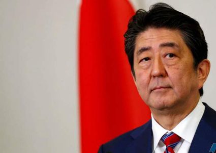 رئيس الوزراء الياباني يعلن استقالته من منصبه لأسباب صحية