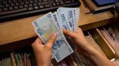 فرنسا: سرقة 10 ملايين دولار في وضح النهار !