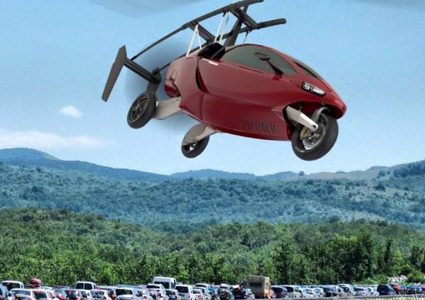 شاهد شركة يابانية تنجح بصناعة " الدراجة الطائرة"