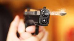 سوري يطلق النار على جاره بسبب إنزعاجه من صوته !