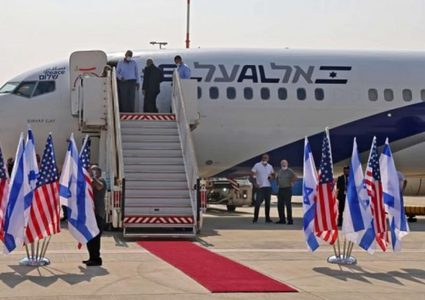 انطلاق أول رحلة جوية مباشرة بين إسرائيل والإمارات