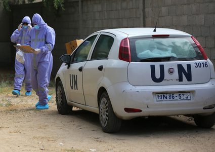 ممرضو الأونروا يوزعون العلاج الشهري لذوي الأمراض المزمنة في غزة