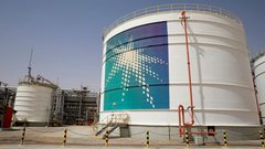 سهم أرامكو يرتفع بـ 0.5%