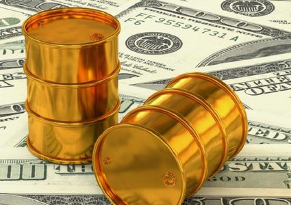 أسعار النفط تصعد مع تراجع الدولار