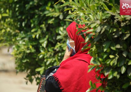 موظفون في بيت لاهيا بغزة يستلمون رواتبهم عبر الصراف الآلي