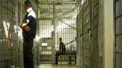 سلطات الاحتلال تواصل عزل الأسير حاتم قواسمة منذ أكثر من 6 شهور