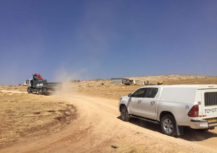 الاحتلال يستولي على 3 خيام في تجمع واد السيق البدوي شرق رام الله