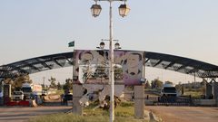 استئناف عمل معبر جابر على الحدود الأردنية السورية بعد تعليق مؤقت