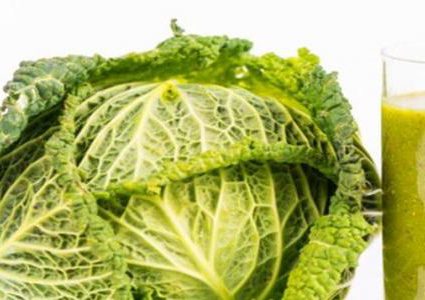 ماذا يحدث للجسم عند تناول عصير الملفوف بانتظام؟