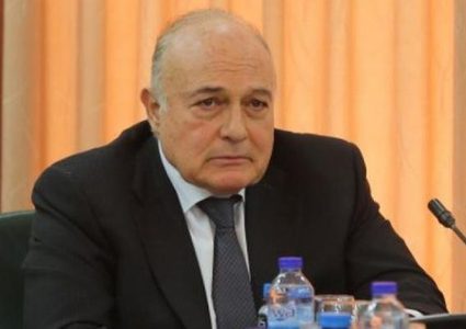 بشارة يطالب النرويج والدول المانحة بالضغط على إسرائيل