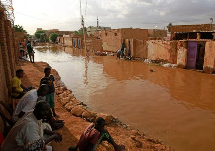 ارتفاع عدد ضحايا السيول والفيضانات في السودان إلى 100