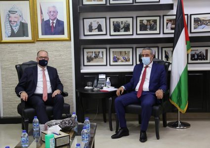 الشيخ يبحث مع وزير الدولة الألماني للشؤون الخارجية آخر المستجدات