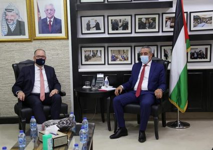 الشيخ يبحث مع وزير الخارجية الألماني مستجدات خطة الضم