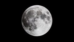 علماء يحلون لغز وصول الصدأ إلى القمر