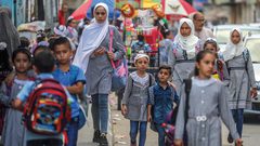 العودة للمدارس فرحة يعكر صفوتها فيروس كورونا