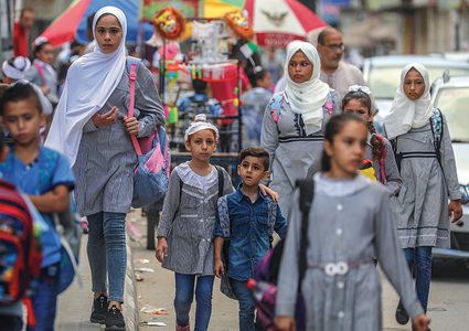 العودة للمدارس فرحة يعكر صفوتها فيروس كورونا